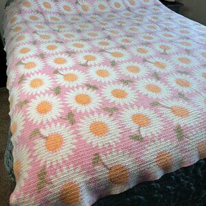 Vintage Pink Daisy Blanket 80 x 65.5 inches